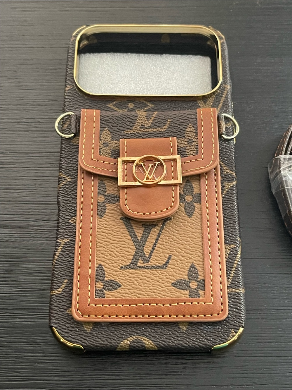 iPhone 17 pro max wallet Crossbody Case with Strap - Picture 7 of 10